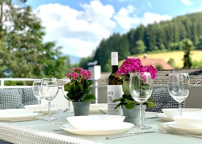 *schwarzwald-apartment 1° * * エルツァッハ